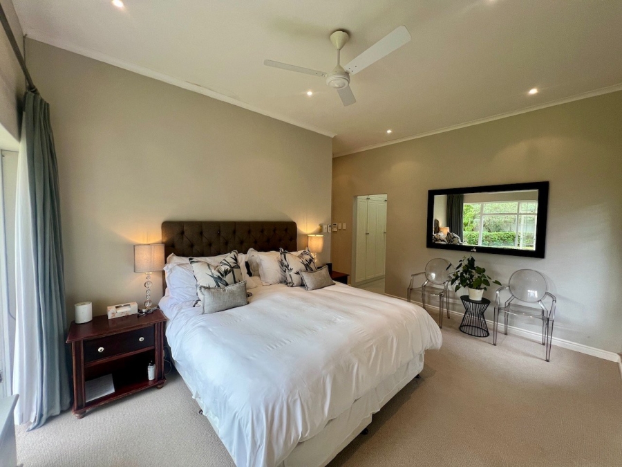 To Let 4 Bedroom Property for Rent in Constantia Western Cape